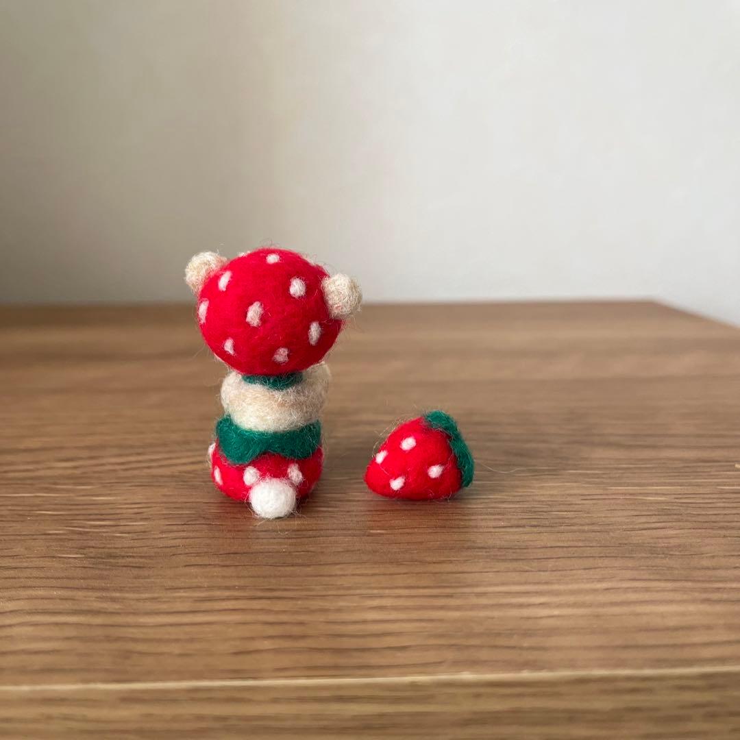 羊毛フェルト　みみページ