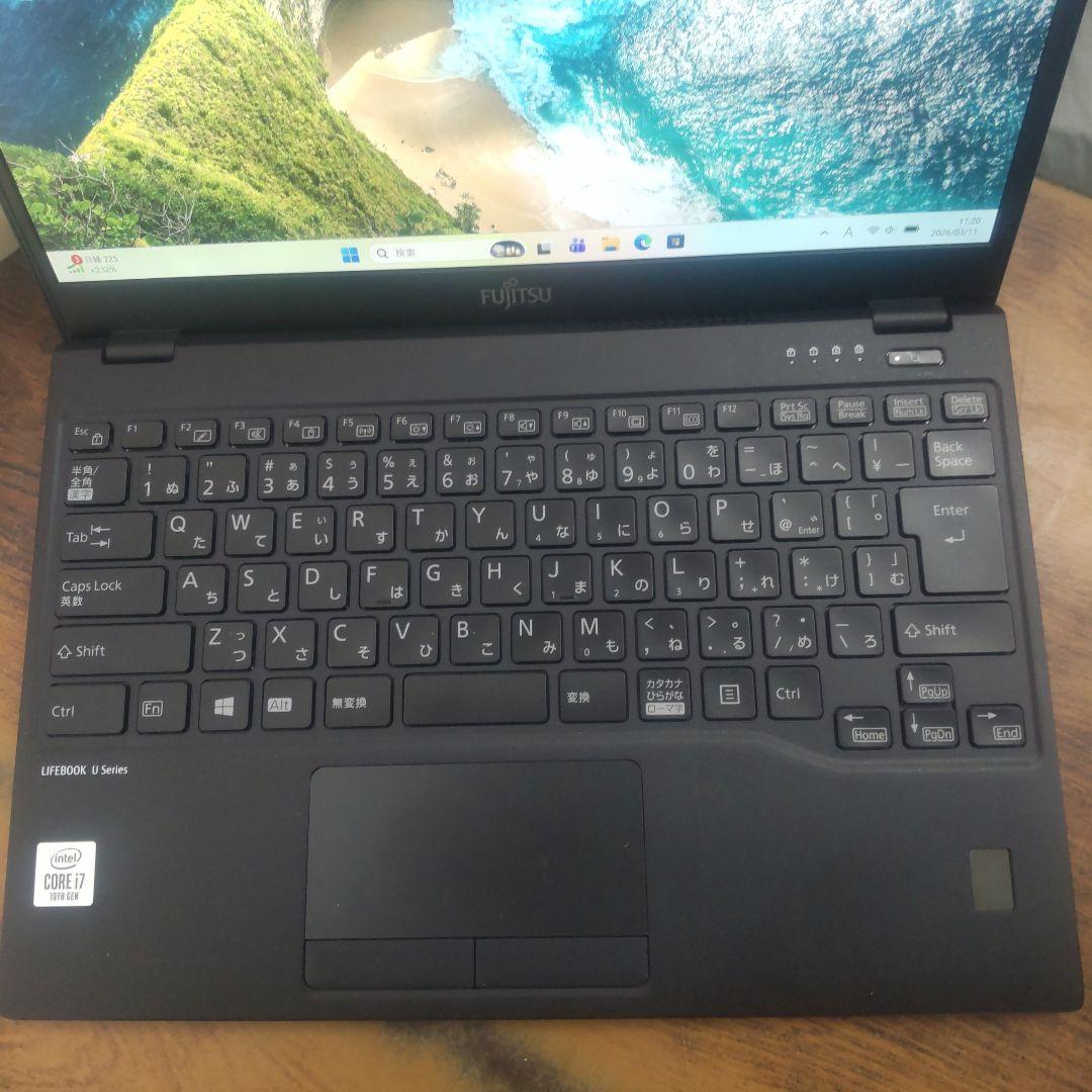 超軽薄中古ノートPC Core i7 10世代 富士通 U9310/D