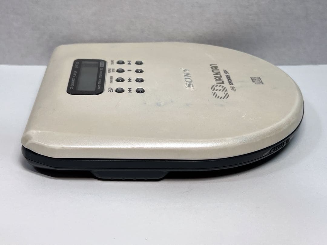 SONY ポータブルCDプレーヤー D-E700