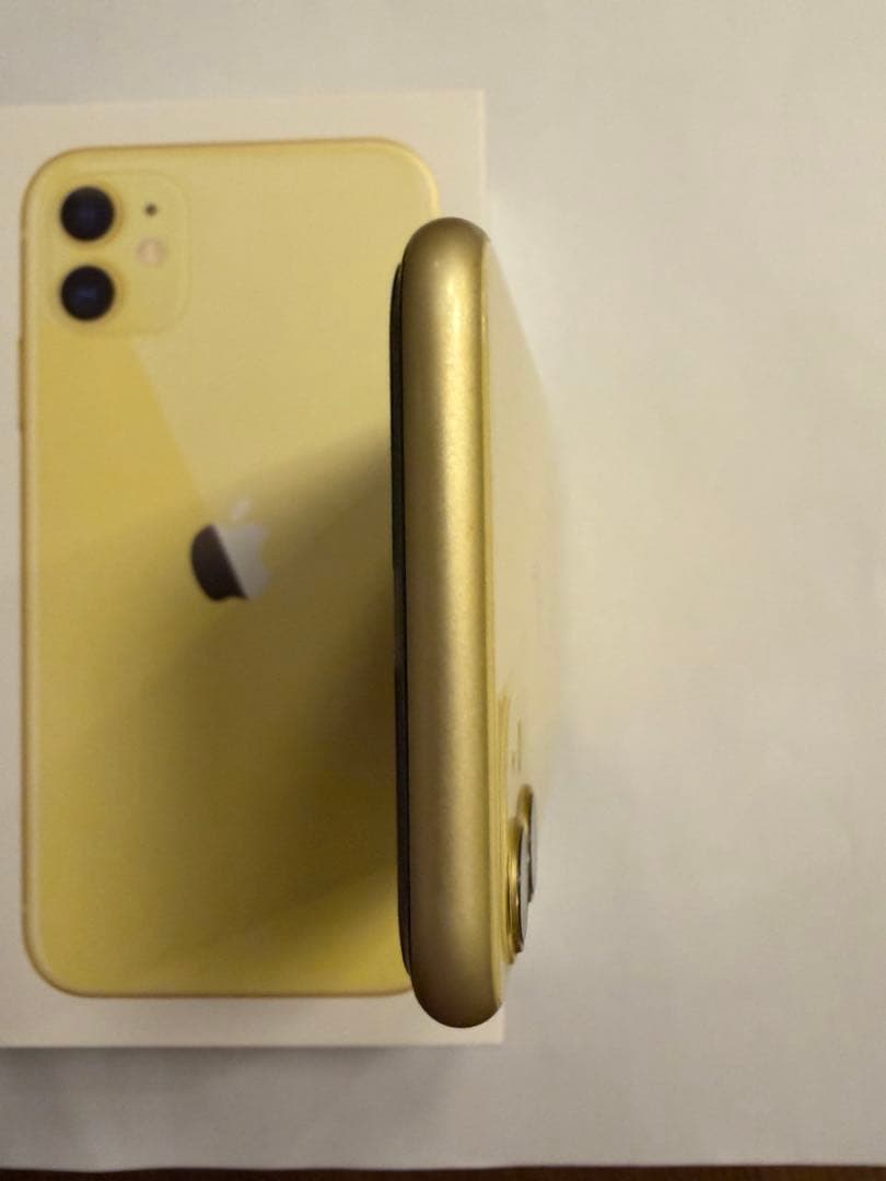 iPhone11 128GB イエロー SIMフリー 箱付 美品 付属品未使用