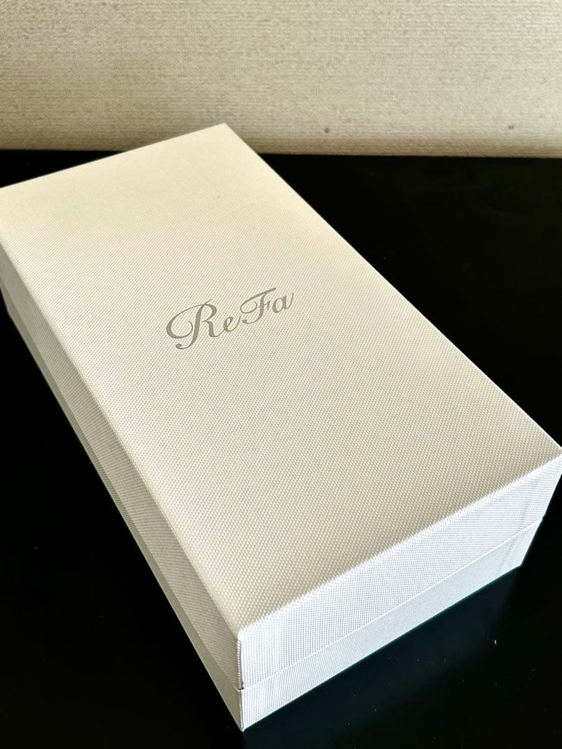 ReFa 美顔器　ダブルレイ　レッド　二重ボールデザイン