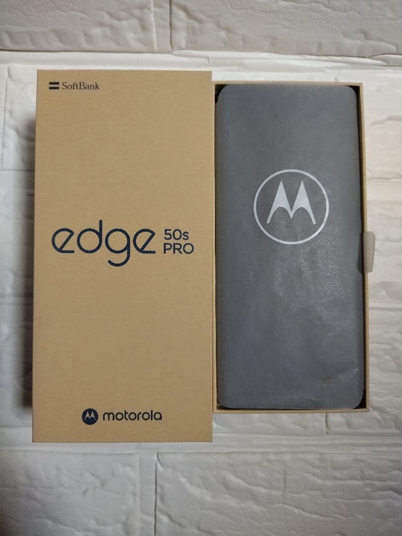 motorola edge 50s pro 256GB ブラックビューティー