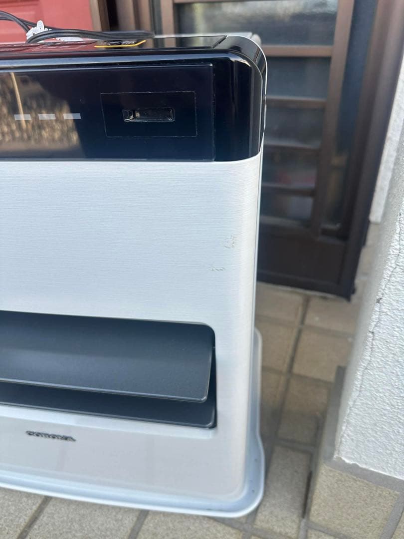 石油ファンヒーター ホワイト エコモード搭載
