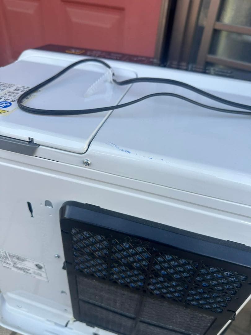 石油ファンヒーター ホワイト エコモード搭載