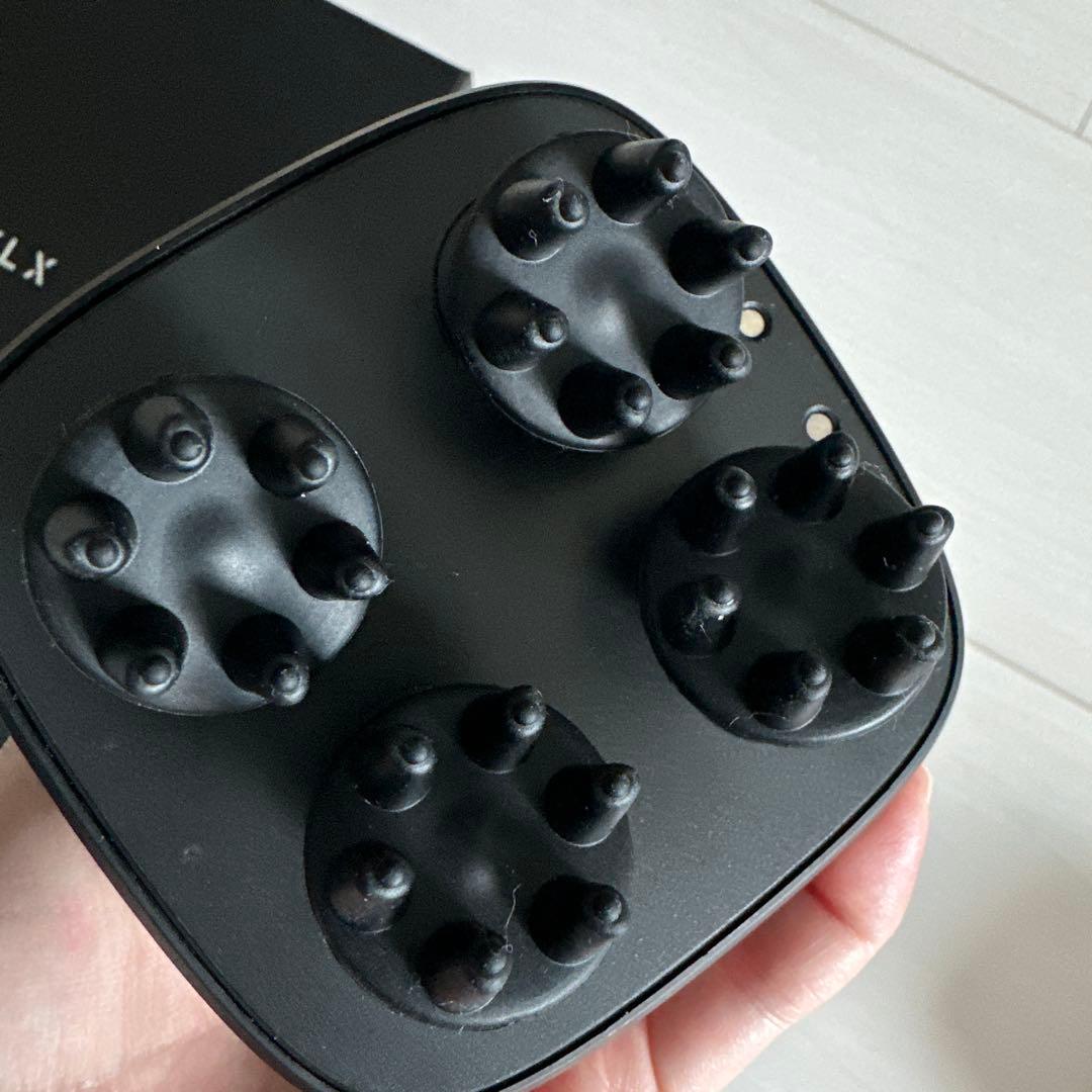 ✨RELX(リラクス)✨EMSヘッドスパ(ブラック)マッサージ　頭皮マッサージ