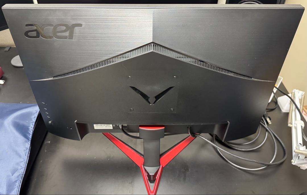Acer 27インチ ゲーミングモニター VG272Xbmiipx 240Hz