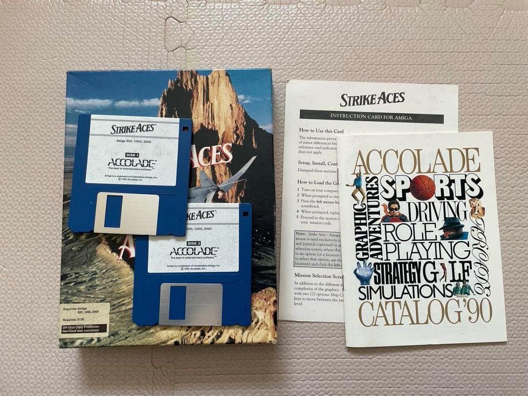 Commodore Amiga 500 512KB増設済み、オマケ付き