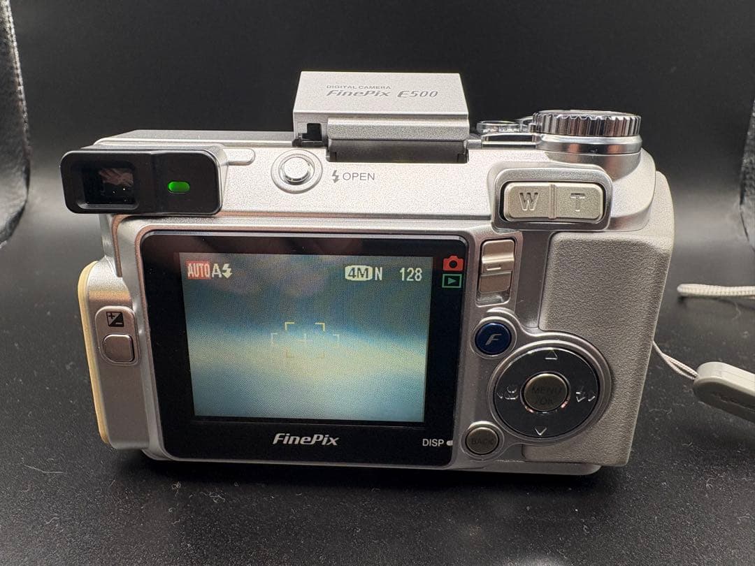 【美品・動作品】富士フイルムFinePix E500 付属品あり エモいデジカメ