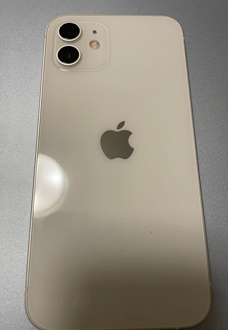 iPhone 12ホワイト 128 GB SIMフリー　美品　　バッテリー86%