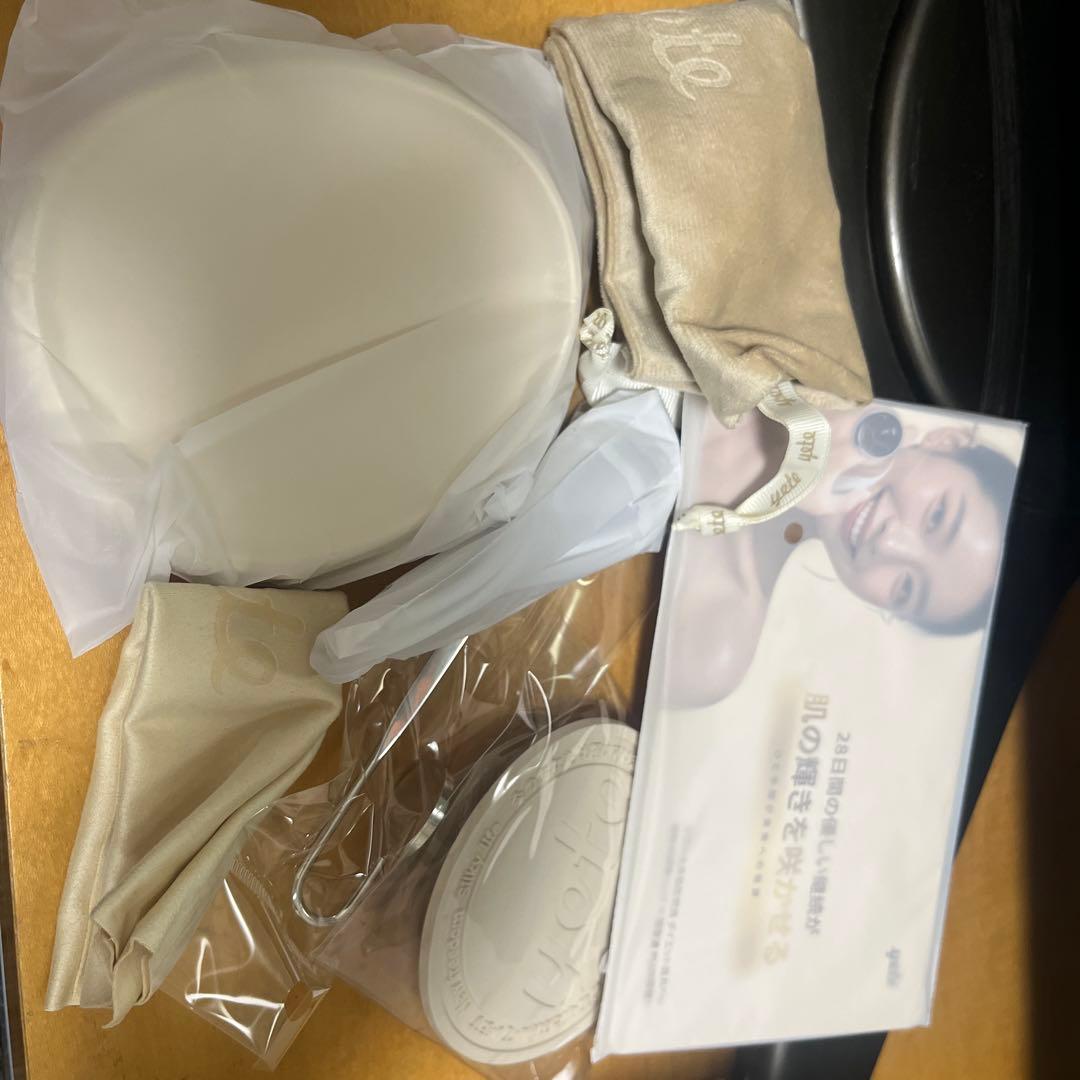 yete EMS美顔器 ゴールド