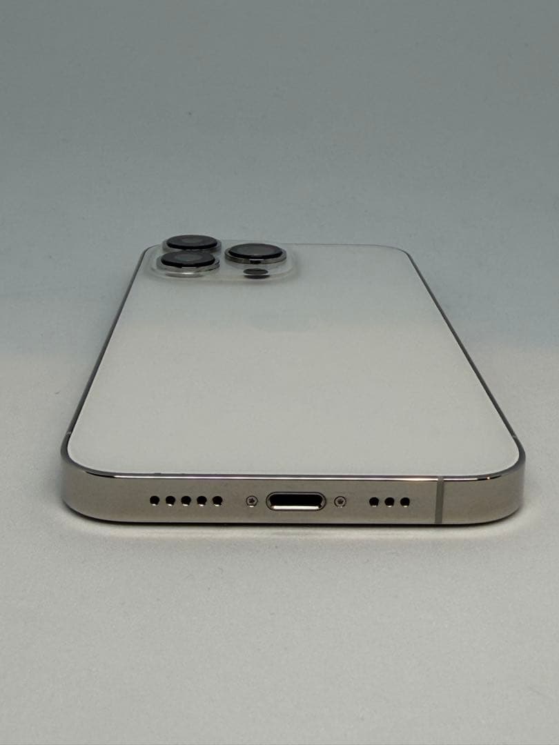 【バッテリー100％】iPhone13pro 256 GB SIMロックなし