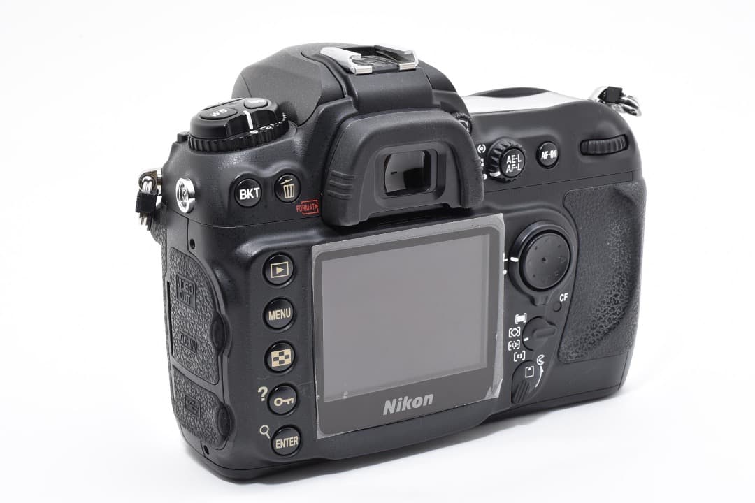 ショット数: 2675回　Nikon D200 ボディ 充電器付き★ #1255