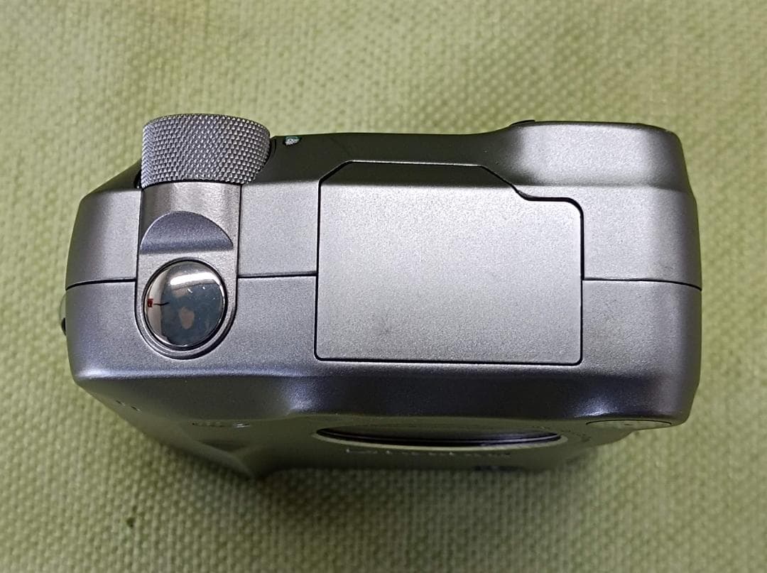 《LKUWL》Fujifilm FinePix4800　ZOOM　デジタルカメラ