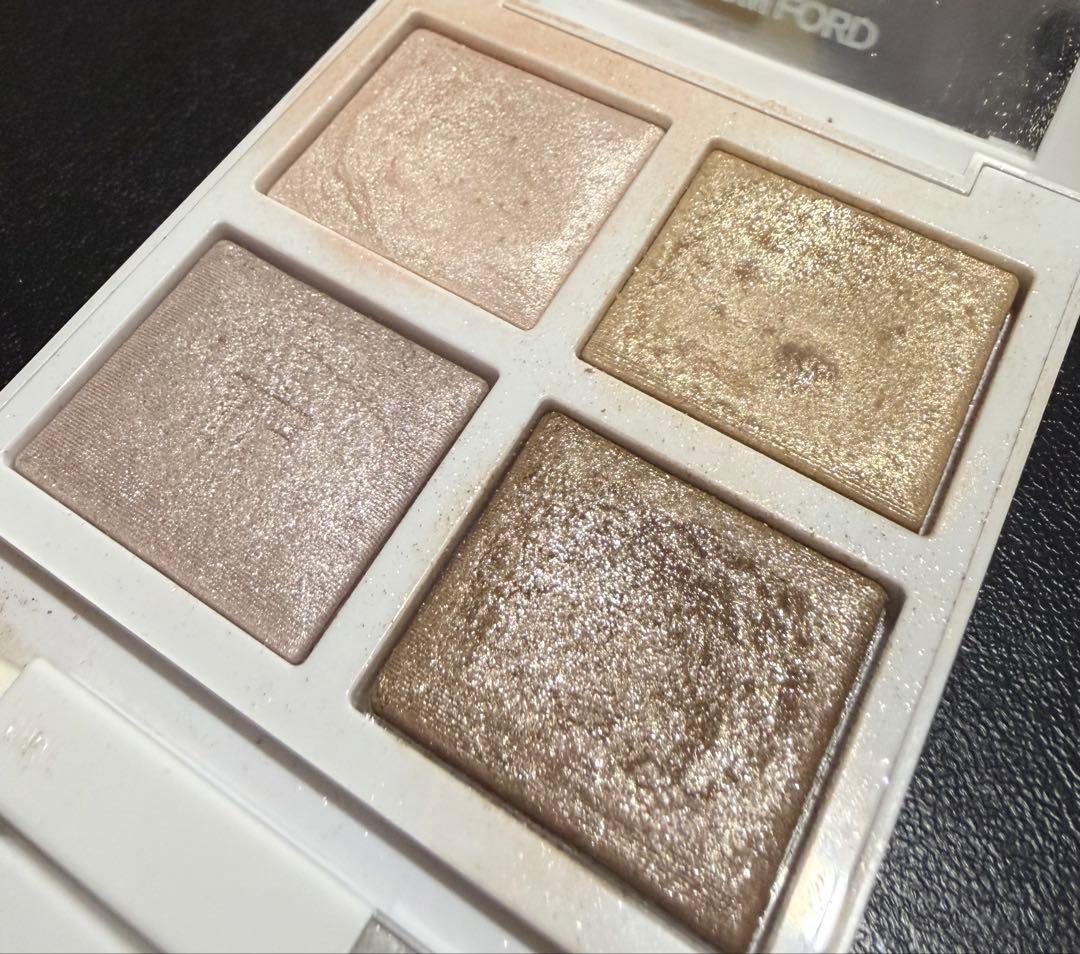 TOM FORD アイシャドウパレット ソレイユ アイカラークォード002