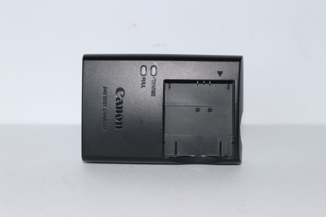 動作確認済み Canon IXY 100fコンパクトデジタルカメラ