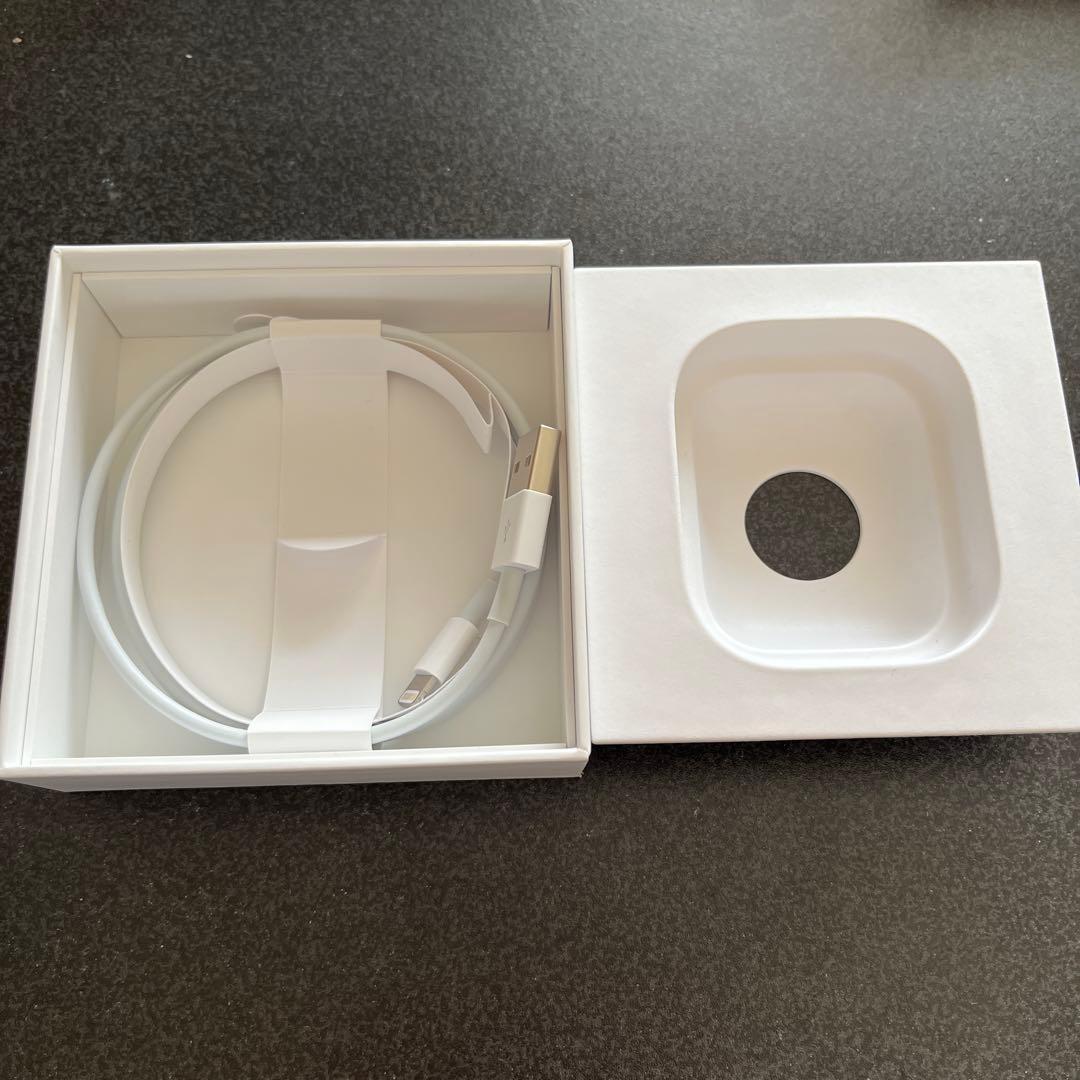 Apple AirPods 第2世代　中古