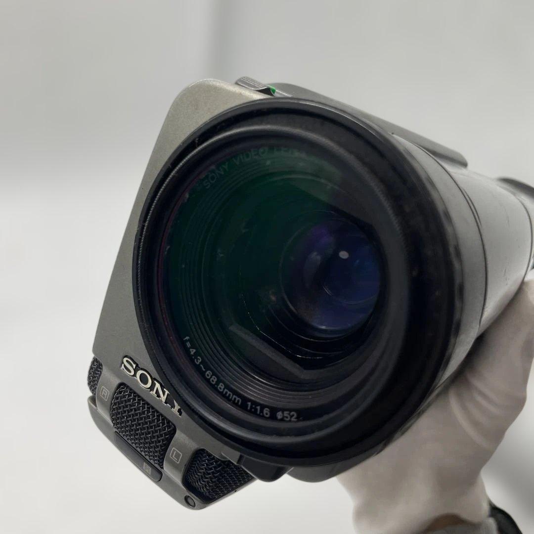 SONY Handycam videoHi8 CCD-TR3000 ビデオカメラ