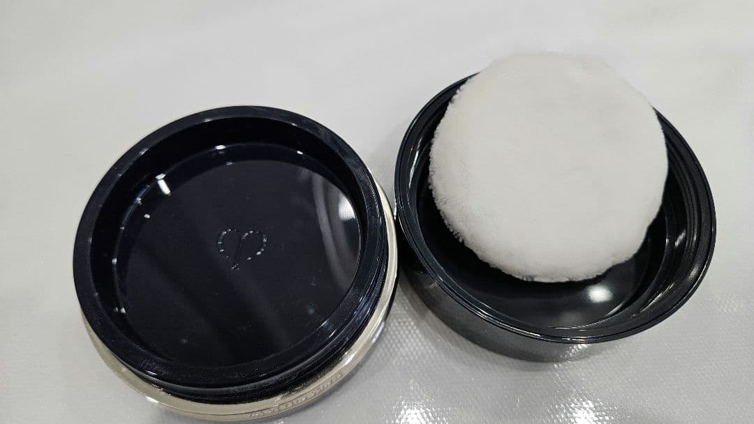 クレドポーボーテclé de peau ルースパウダー
