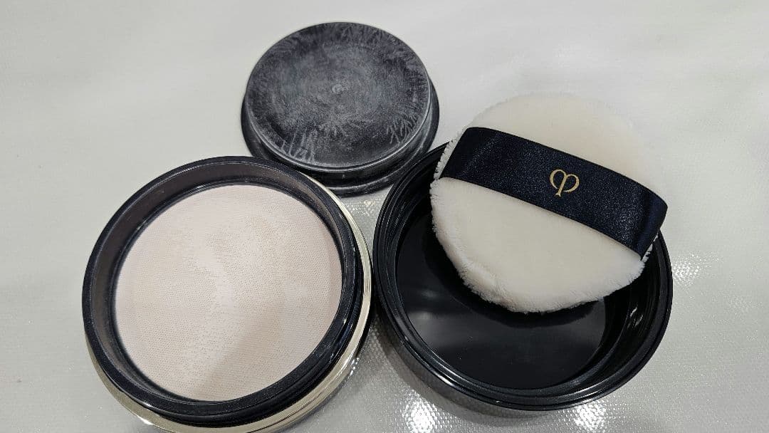 クレドポーボーテclé de peau ルースパウダー