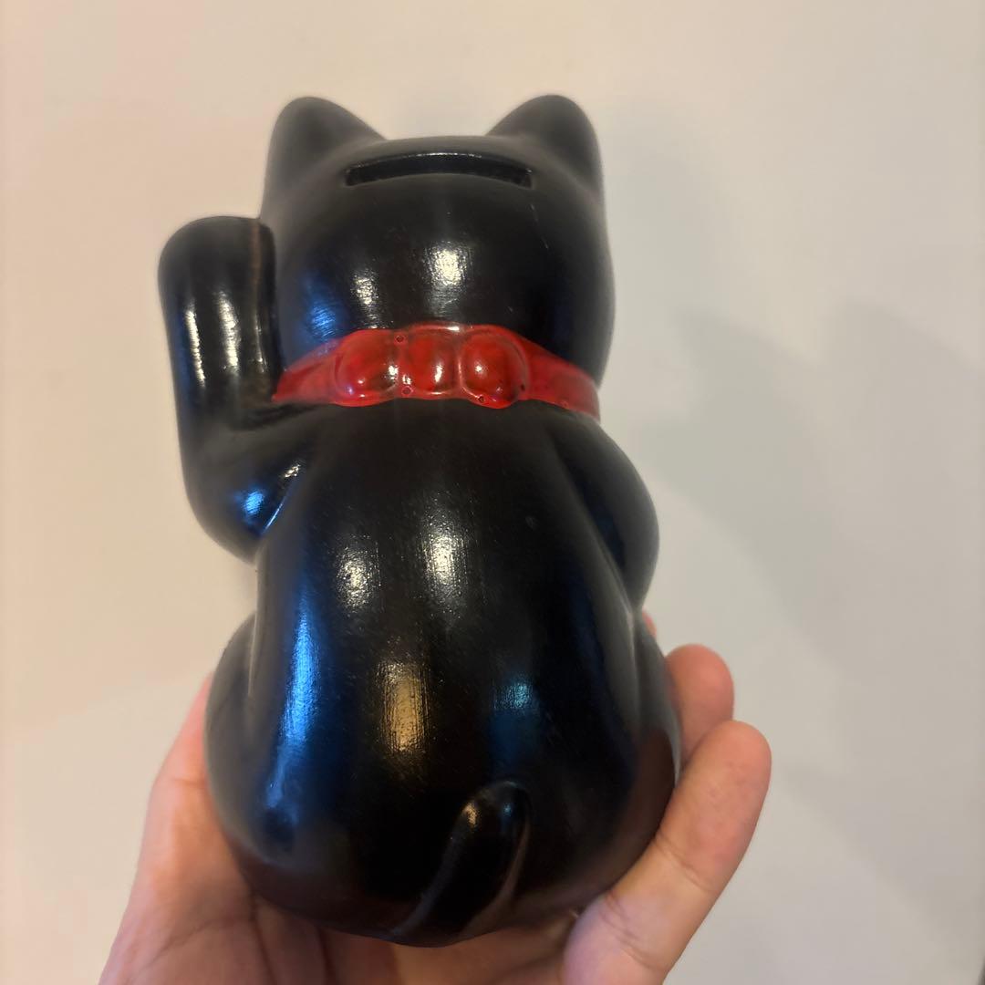 アンティーク　現代にはないタレ目のお顔で雰囲気のある陶器の招き猫
