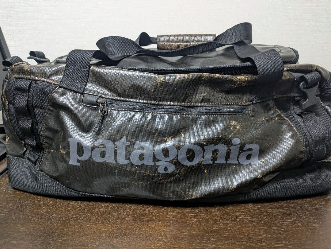 【週末セール】patagonia ブラックホール 70L