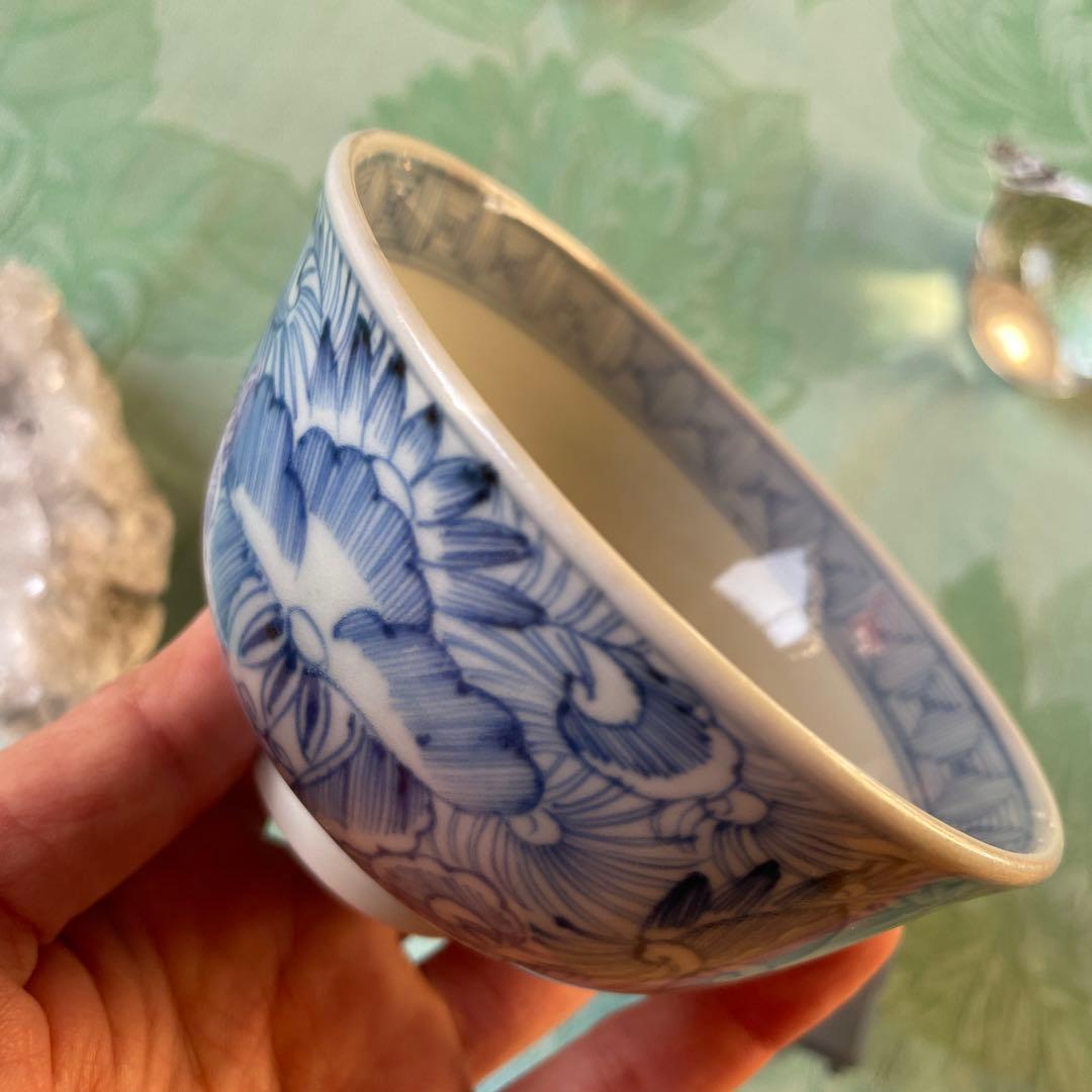 古伊万里　染付　花弁紋　蓋付ご飯茶碗