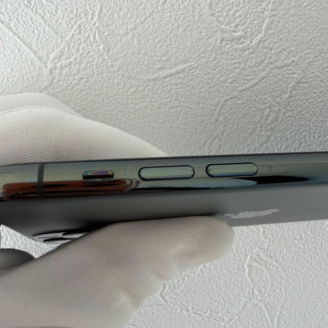 iPhone11PRO 256GB ミッドナイトグリーン SIMロック解除 美品