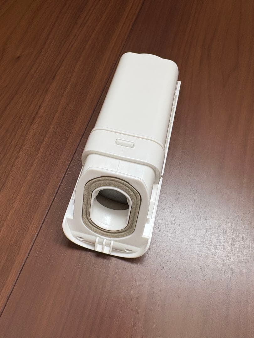【訳あり】Panasonic 充電式掃除機 MC-NS10K