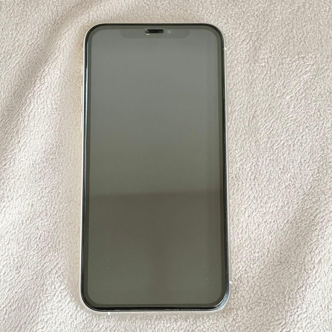【美品】iPhone 11 pro 本体 シルバー 256GB SIMフリー