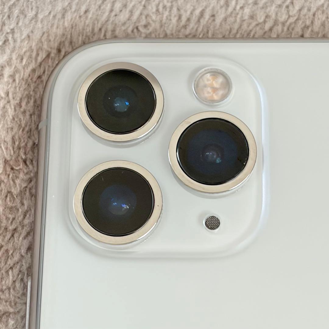 【美品】iPhone 11 pro 本体 シルバー 256GB SIMフリー
