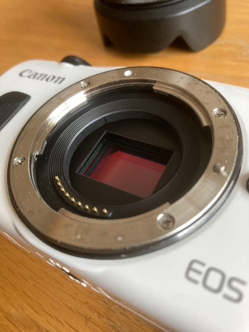Canon EOS M ミラーレス18-55mm 22mm バッグ　ストロボ