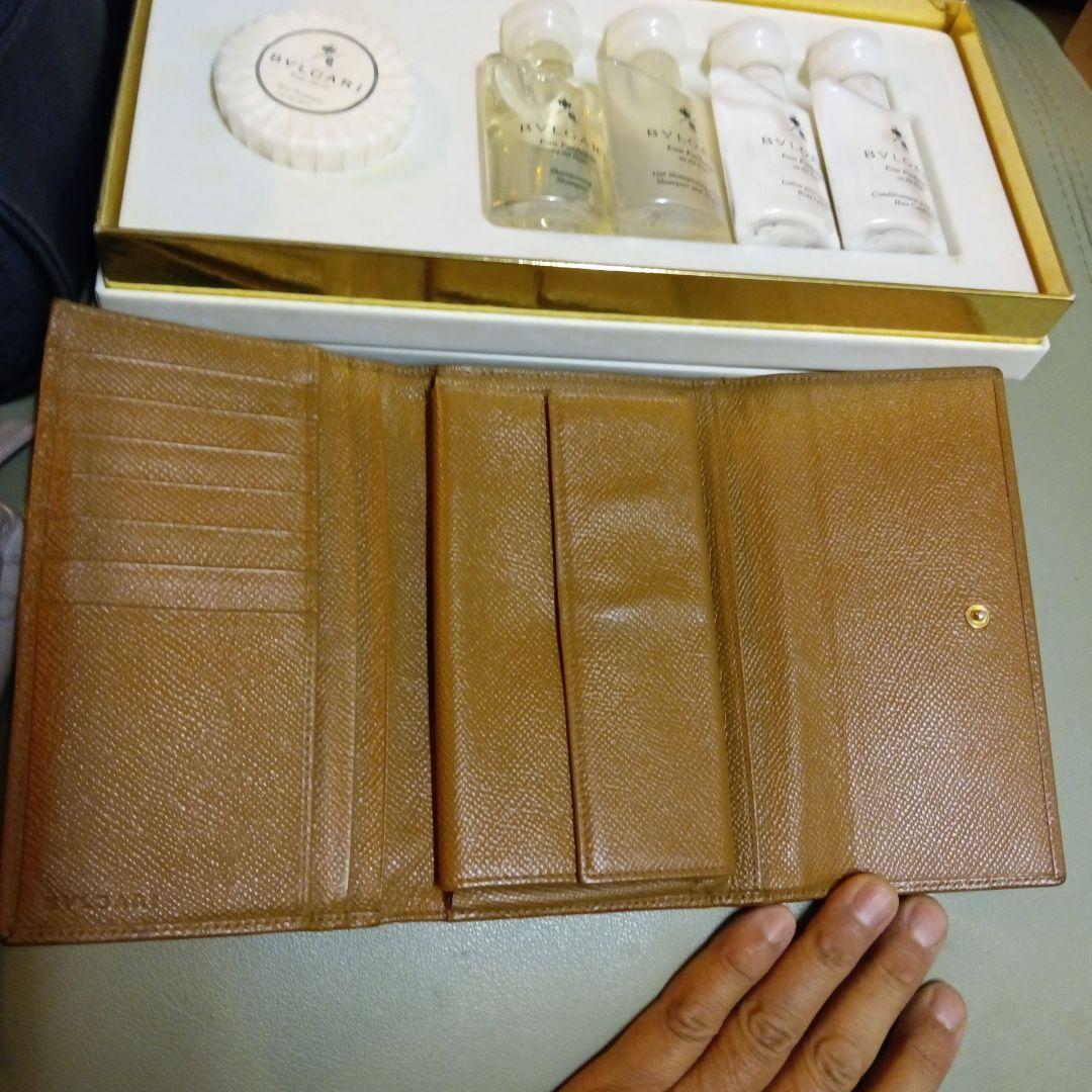 BVLGARI ポーチ　財布　小銭入れ　ボディミルク　ソープ　シャンプー　セット