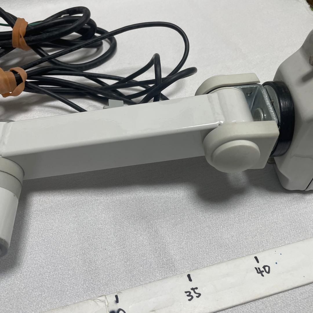 MITSUBISHI液晶ディスプレイ22型(中古)とディスプレイアーム付き