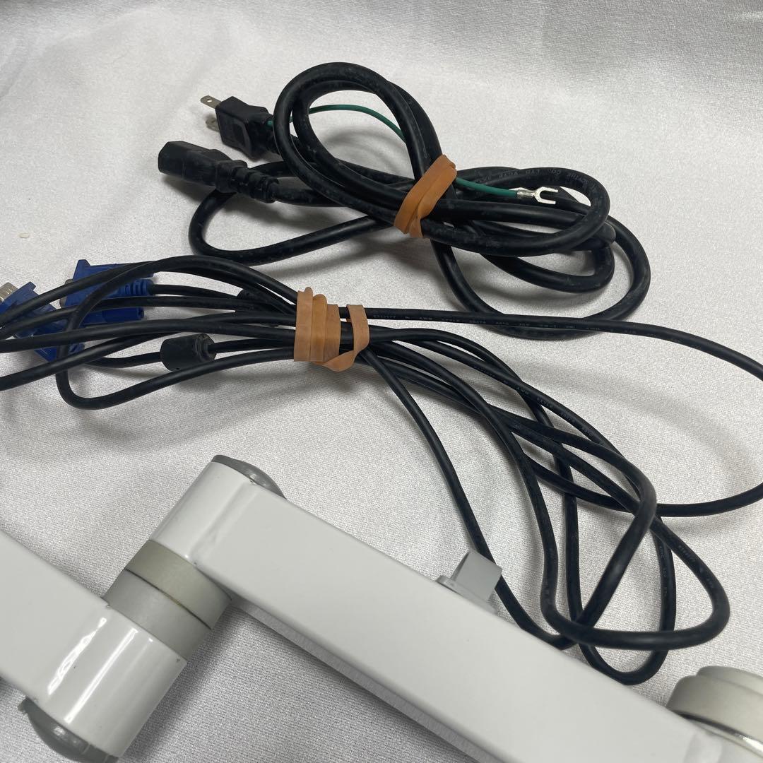 MITSUBISHI液晶ディスプレイ22型(中古)とディスプレイアーム付き