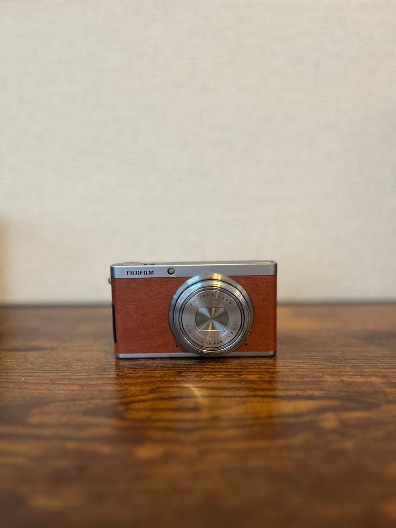 T*y様 極美品 FUJIFILM XF1 コンパクトデジタルカメラ