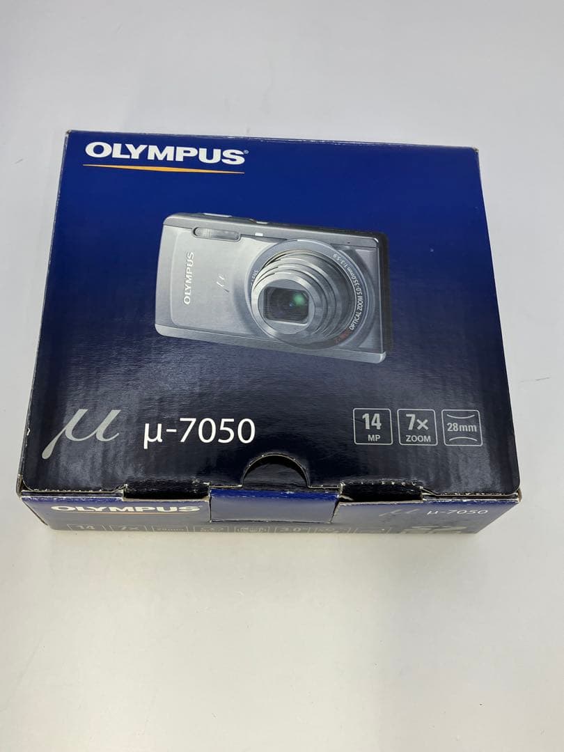 【美品/動作OK】OLYMPUS μ-7050 シルバー　Y