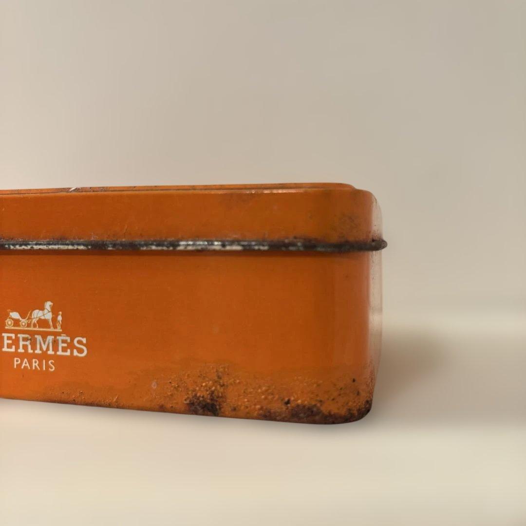 HERMES アンティーク缶