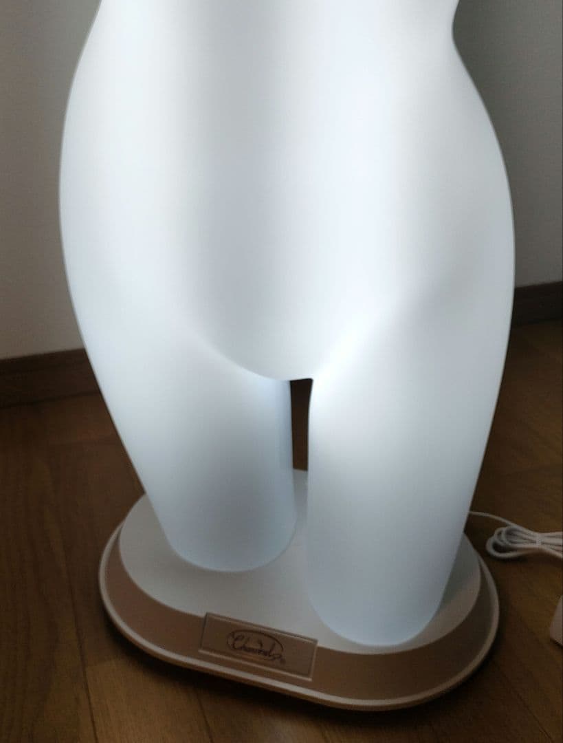 新品未使用品 シャンデール 電飾トルソー マネキン LED照明器具