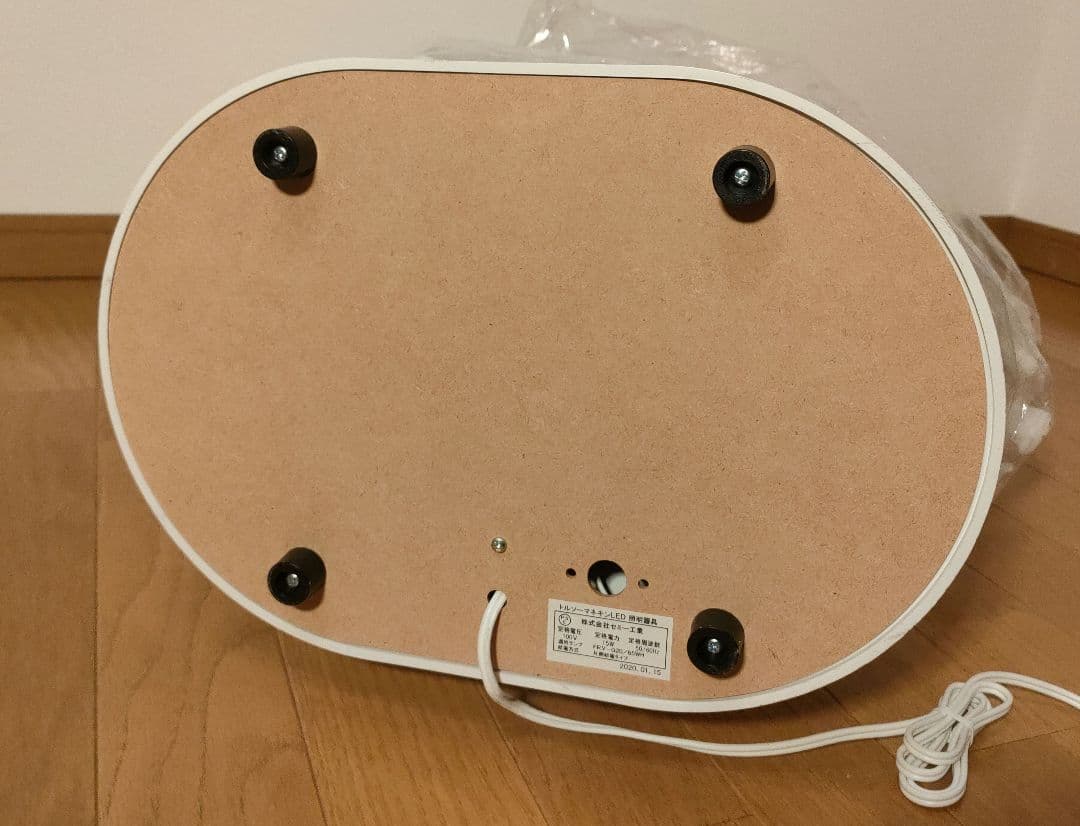 新品未使用品 シャンデール 電飾トルソー マネキン LED照明器具