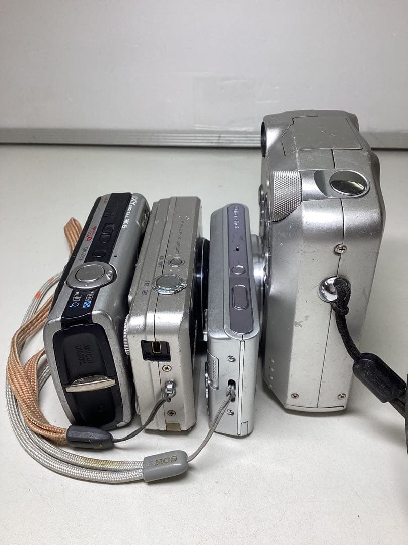 裕*様 ジャンク　Fujifilm Sony Canon まとめて4点
