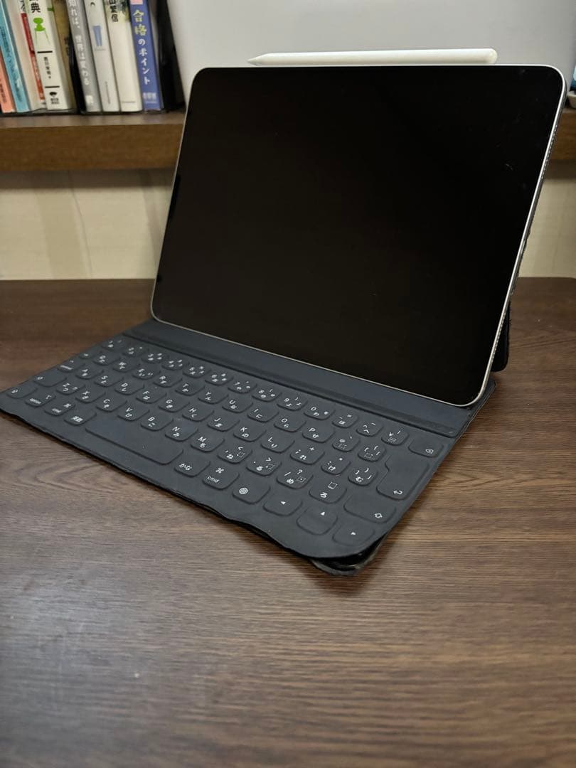 iPad本体 iPad Pro + Apple Pencil + Smart Keyboard