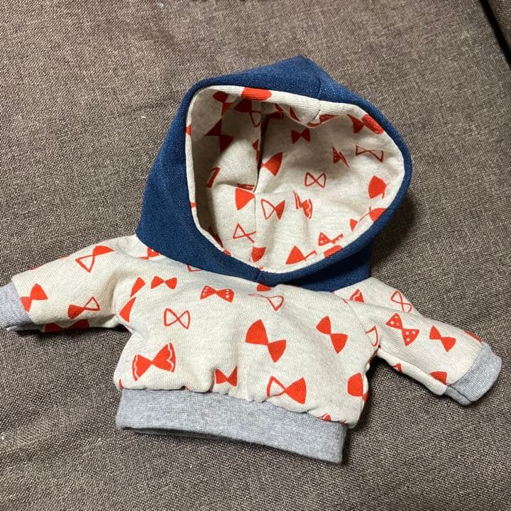処分☆クマ巾着着せ替え用 パーカーポポちゃん服