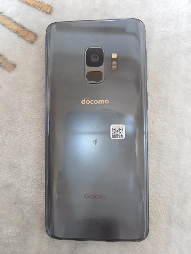docomo Galaxy S9 本体