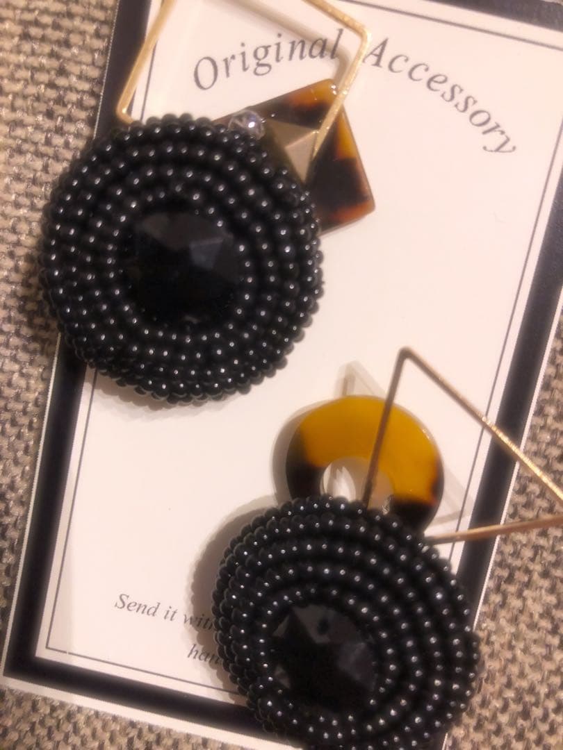 164*ハンドメイド*ビーズボタン ブラック 大ぶり クリップ イヤリング