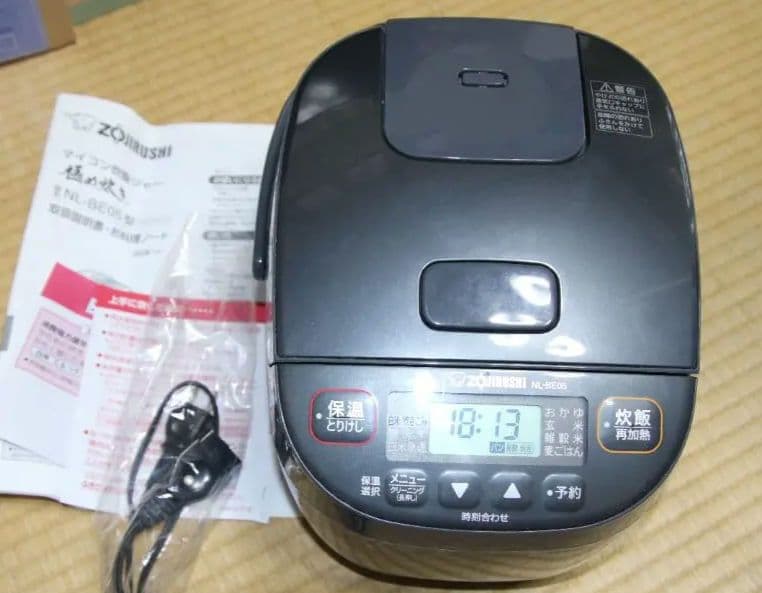 【お安くしました】２０２３年製　象印極め炊きＮＬ-ＢＥ０５-ＨＺ　美品