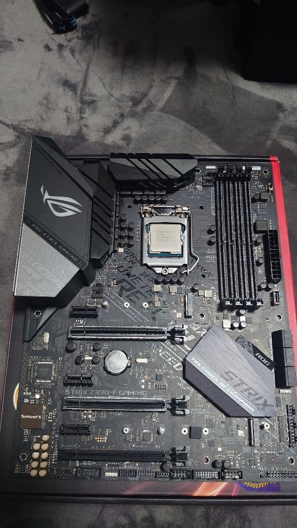 マザーボード ASUS ROG STRIX Z390-F GAMING i7-9700k