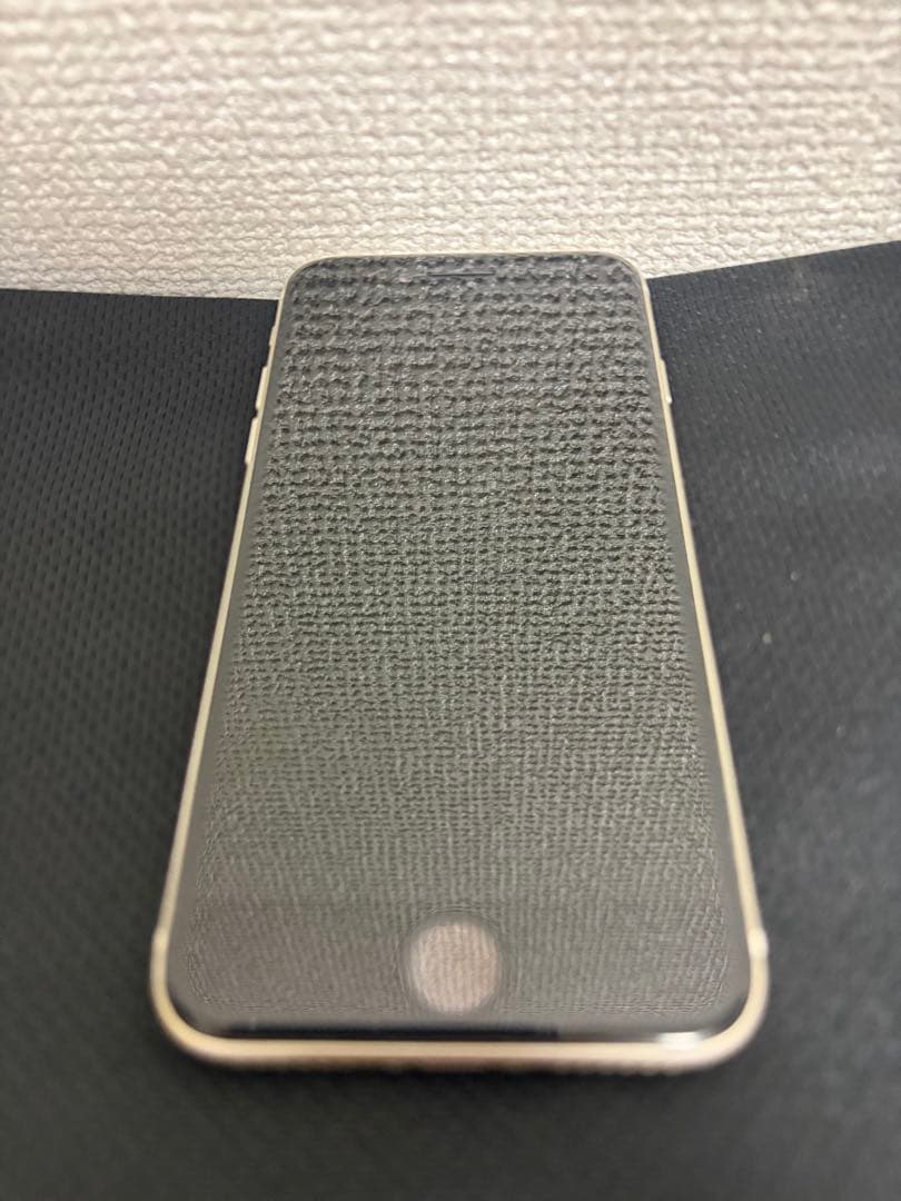 iPhoneSE (第3世代) スターライト 64GB