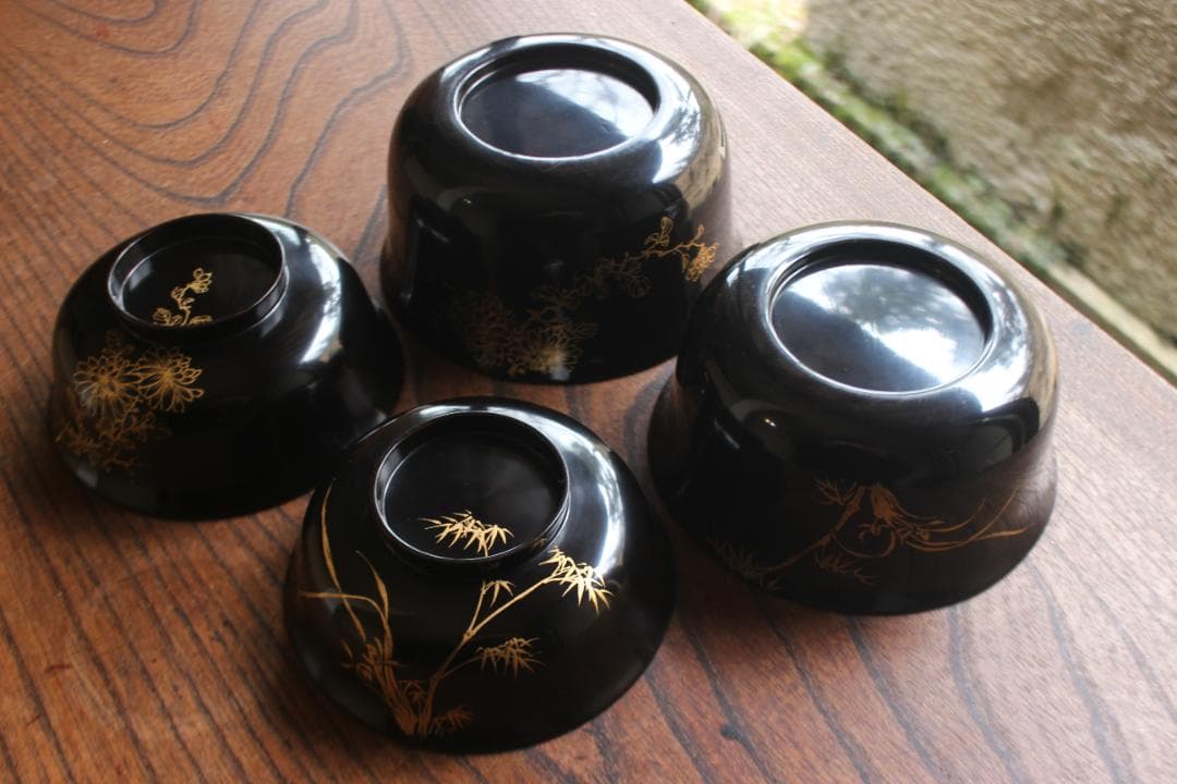 時代逸品！端正な時代黒漆に極上菊蘭蒔絵の映える四つ椀（検懐石道具蒔絵椀茶道具