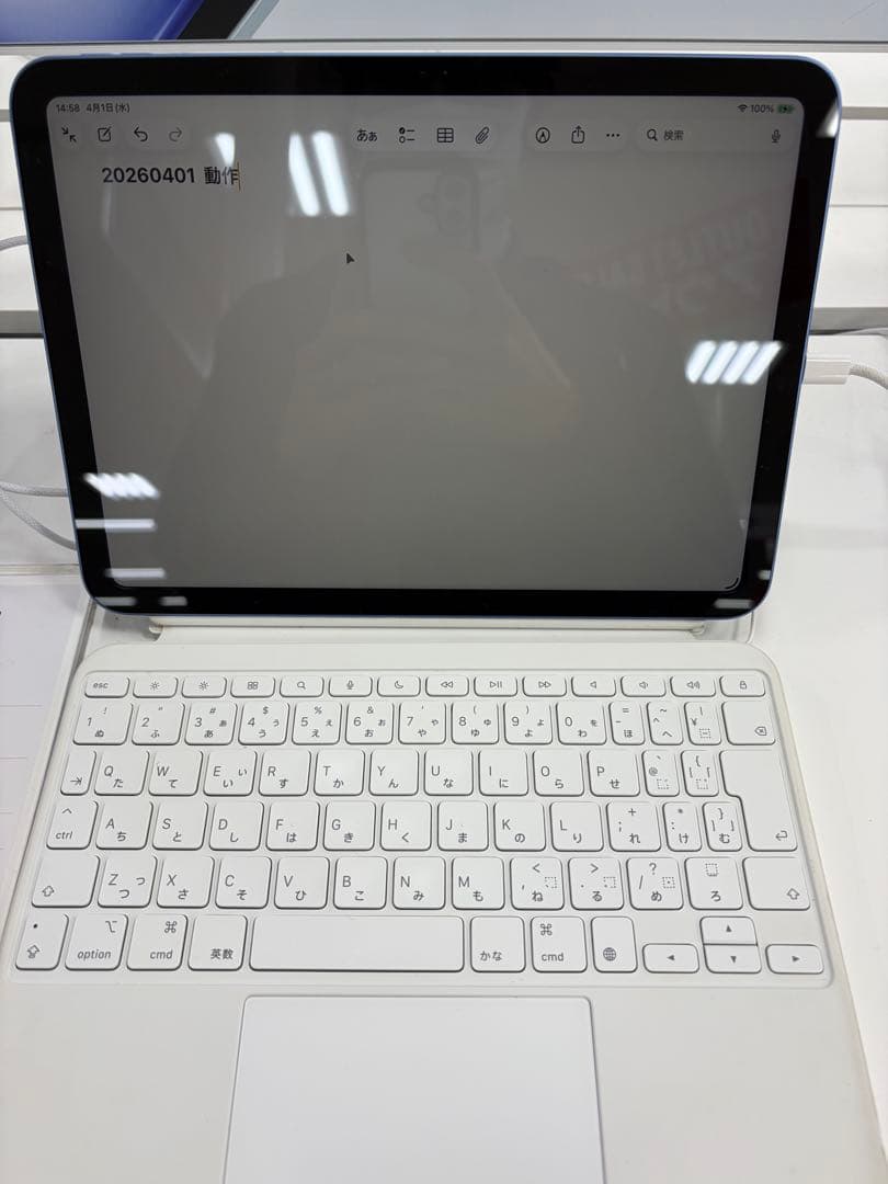 iPad 10世代 A16 11 Folio A2695 MQDP3J/A