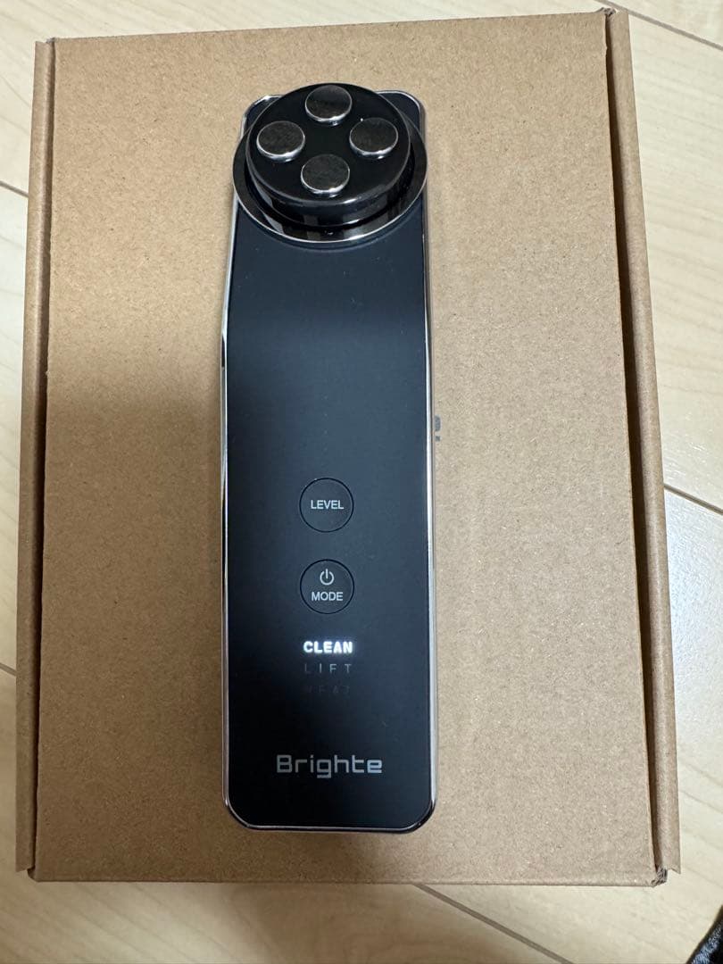 Brighte ELIXLIFT美顔器 クリーン・リフト機能